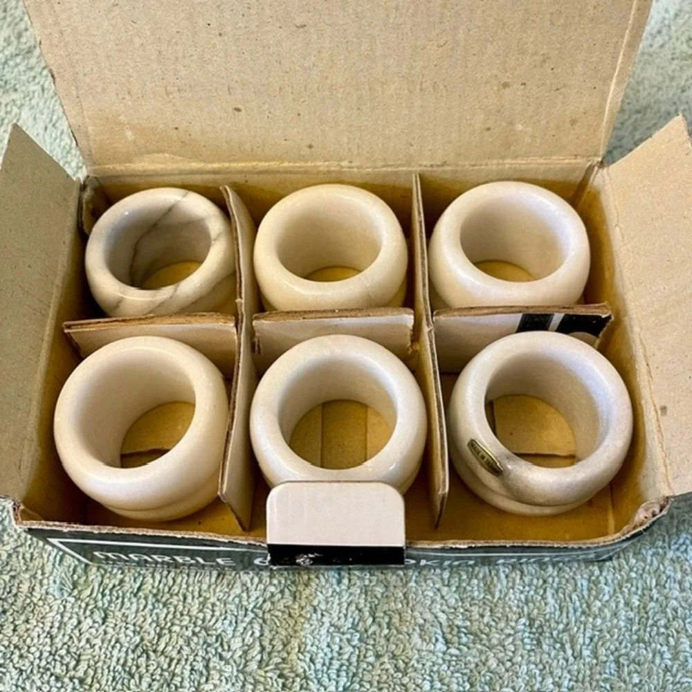 Vintage Solid Marble Napkin Rings Set of 6 White Grey Veined Made in Taiwan